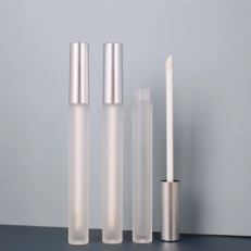 Custom printed strip frosted material lip gloss tube wholesale thin long silver top matte lip glaze tube with lipstick container